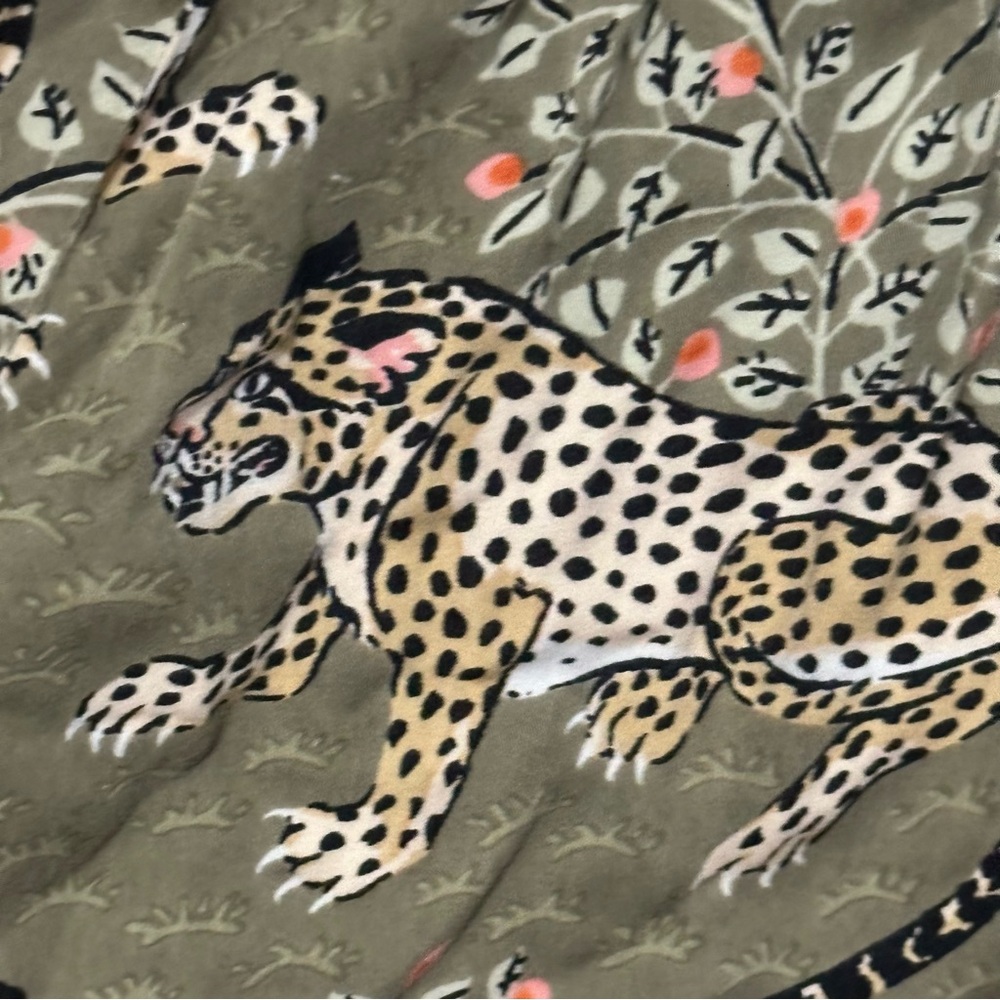 Printfresh Eco Satin Getting Ready Pajama Set in Bagheera print, Olive - Picture 12 of 13